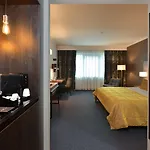 Ξενοδοχείο Martin's Chateau Du 5*