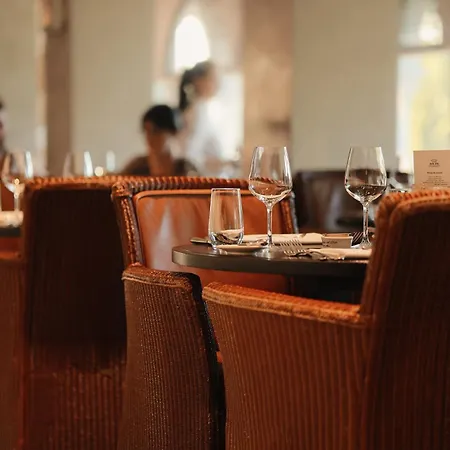 Martin's Chateau Du Genval