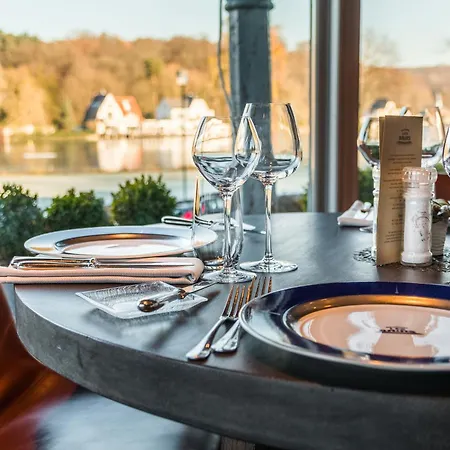 Martin's Chateau Du Genval