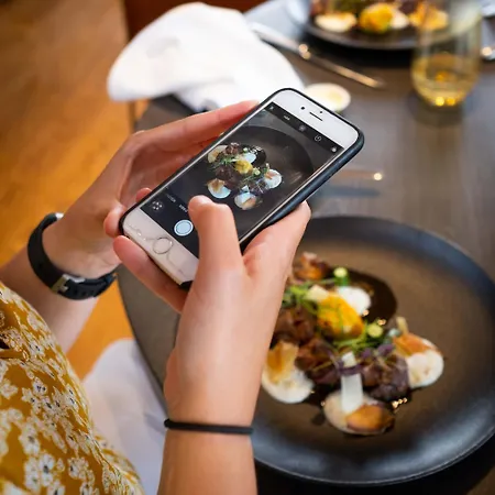 Martin's Chateau Du Genval