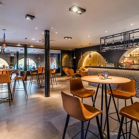 Martin's Chateau Du Hotel 5*