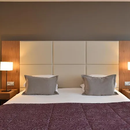 Martin's Chateau Du Hotel