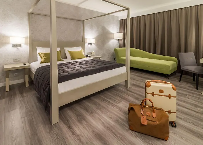 Martin's Chateau Du Genval