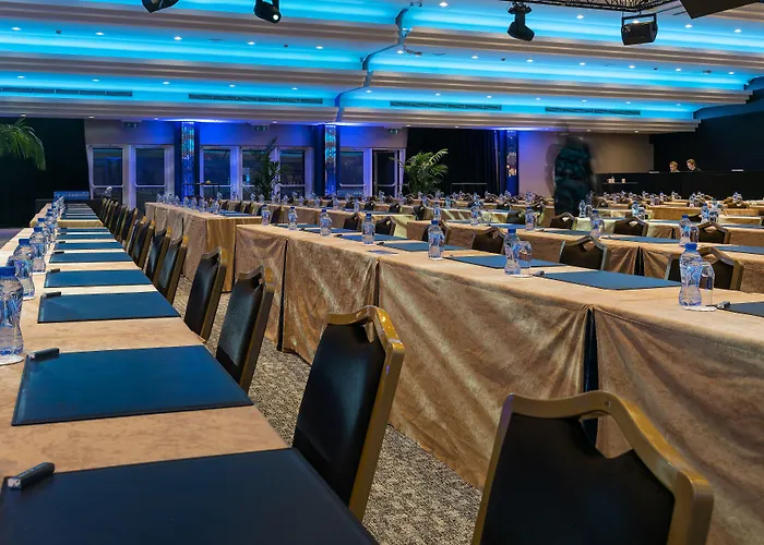 Martin's Chateau Du Hotel 5*